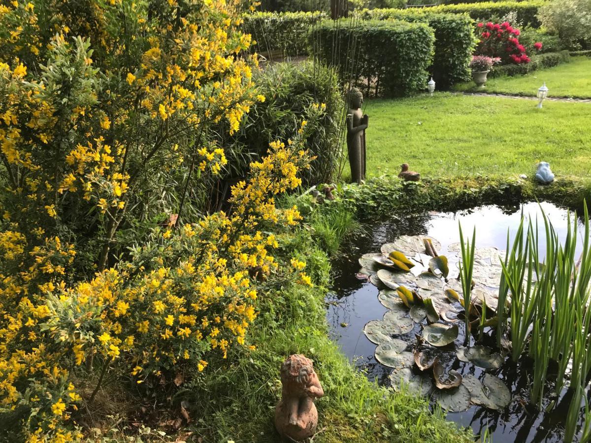 Les Chaumieres Du Pays D'Auge Bed & Breakfast Le Breuil-en-Auge ภายนอก รูปภาพ