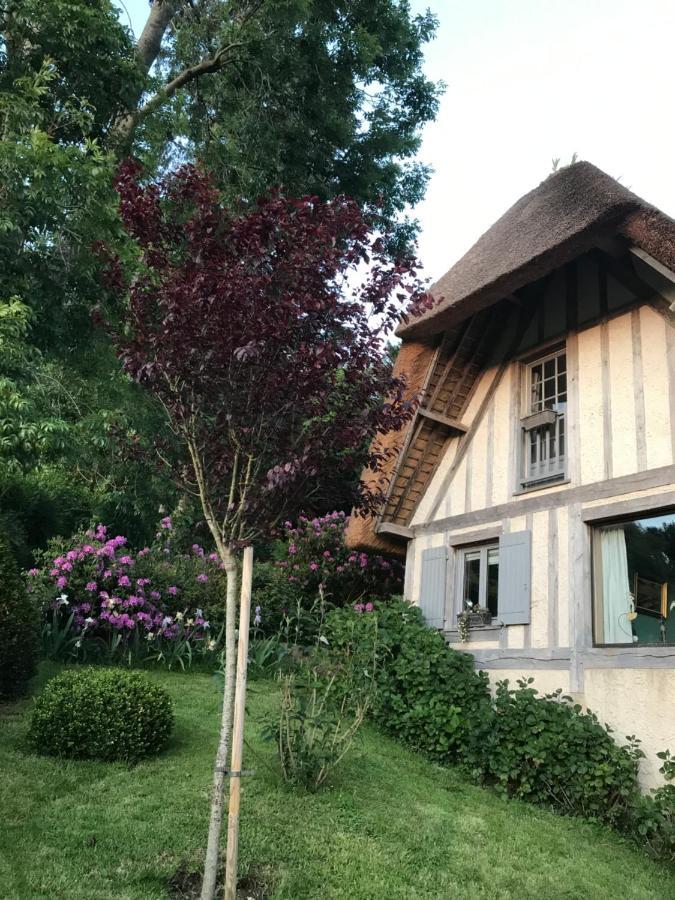 Les Chaumieres Du Pays D'Auge Bed & Breakfast Le Breuil-en-Auge ภายนอก รูปภาพ