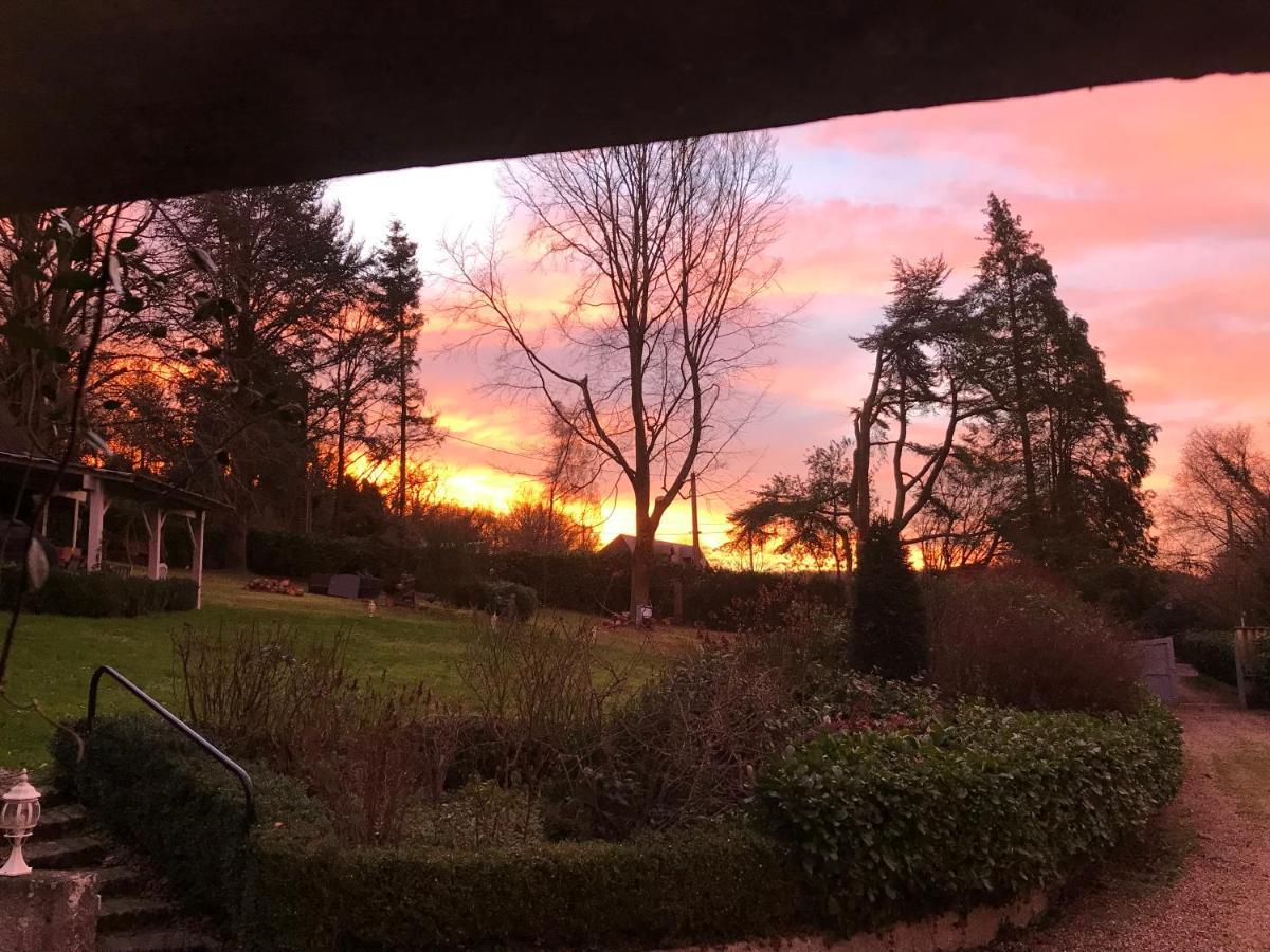 Les Chaumieres Du Pays D'Auge Bed & Breakfast Le Breuil-en-Auge ภายนอก รูปภาพ