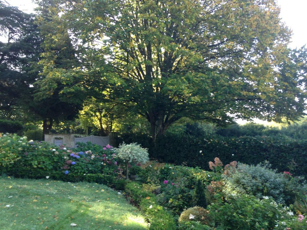 Les Chaumieres Du Pays D'Auge Bed & Breakfast Le Breuil-en-Auge ภายนอก รูปภาพ