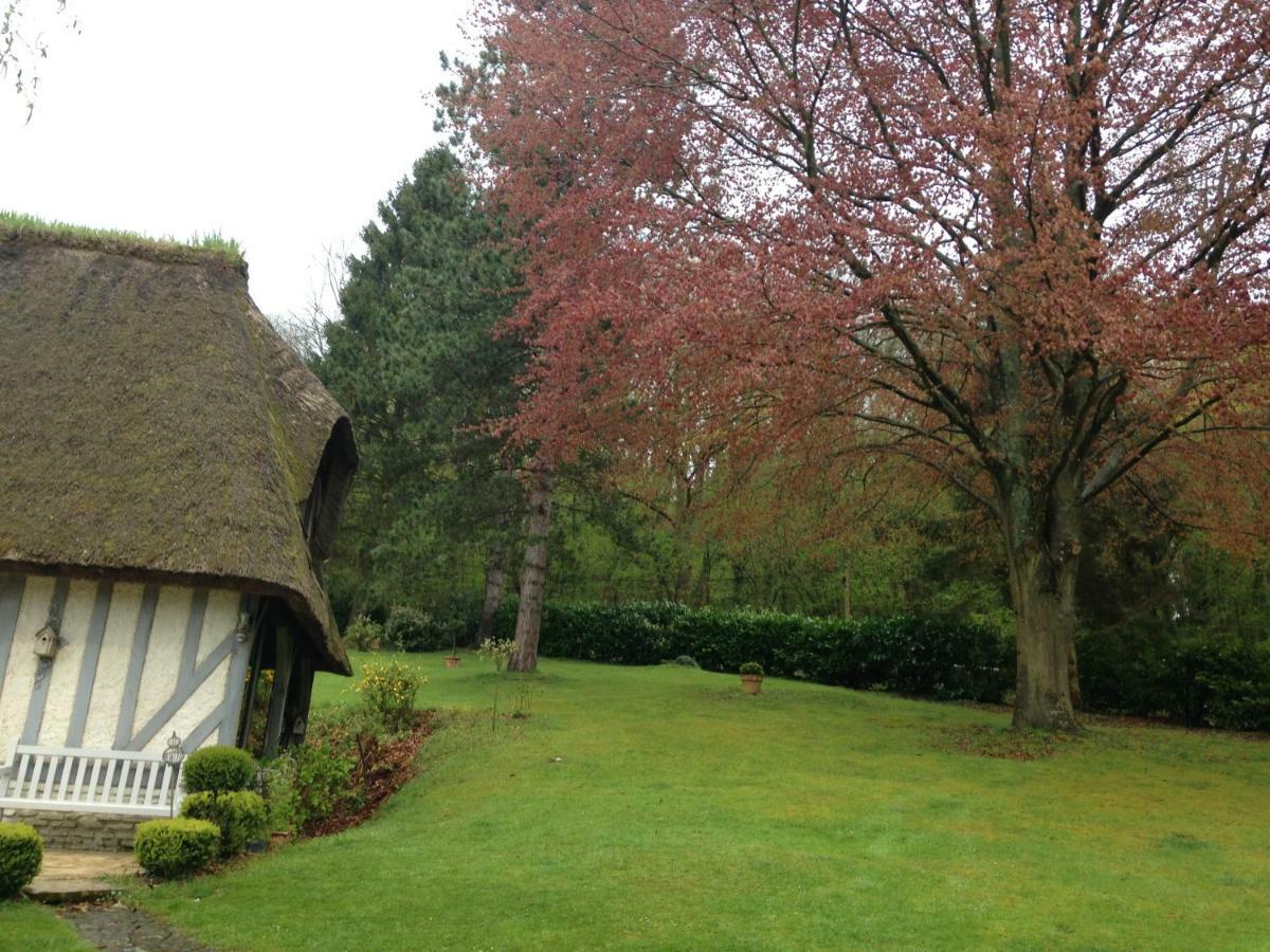 Les Chaumieres Du Pays D'Auge Bed & Breakfast Le Breuil-en-Auge ภายนอก รูปภาพ