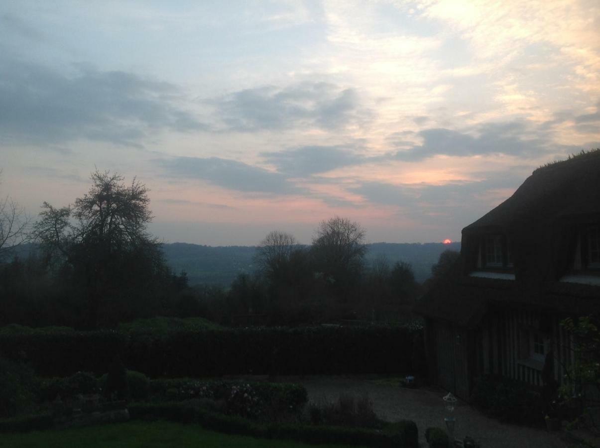 Les Chaumieres Du Pays D'Auge Bed & Breakfast Le Breuil-en-Auge ภายนอก รูปภาพ