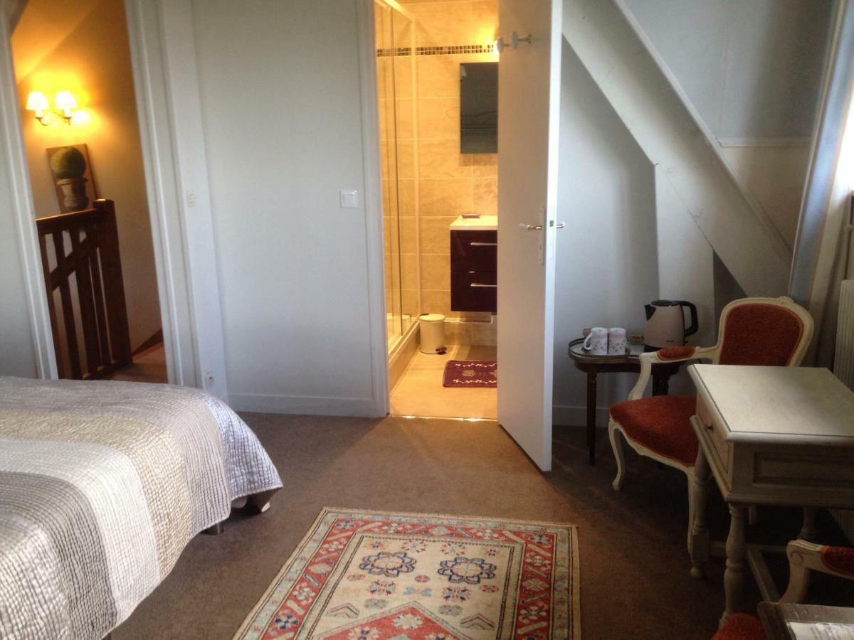 Les Chaumieres Du Pays D'Auge Bed & Breakfast Le Breuil-en-Auge ภายนอก รูปภาพ