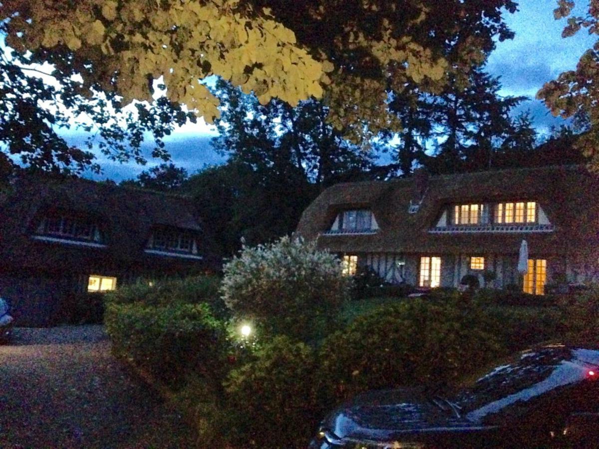 Les Chaumieres Du Pays D'Auge Bed & Breakfast Le Breuil-en-Auge ภายนอก รูปภาพ